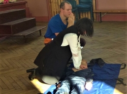 Продолжаем проводить обучение методам оказания первой помощи пострадавшим.